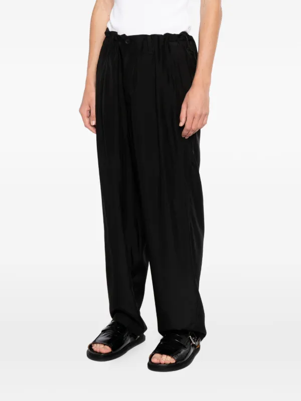 Yohji Yamamoto シルクパンツ Yohji Yamamoto タック シルクパンツ | ブラック | FARFETCH JP