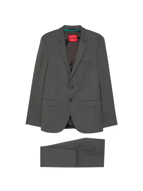BOSS traje con botones