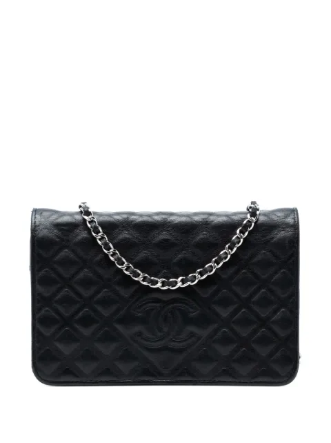 CHANEL Pre-Owned 2018 CC Embossed Lambskin Diamond Wallet On Chain crossbody bag