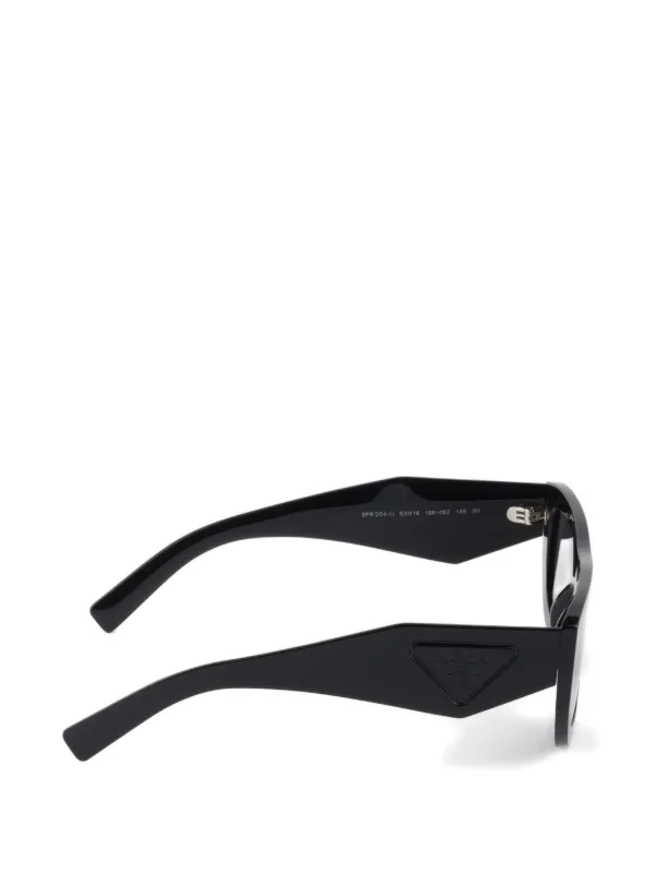 PRADA サングラス ブラック トライアングルロゴ Prada Eyewear トライアングルロゴ サングラス | ブラック | FARFETCH JP