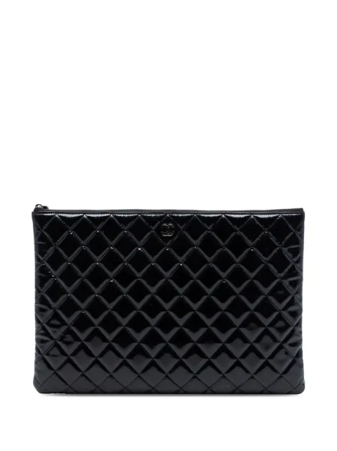 CHANEL Pre-Owned bolsa de mano O Case grande de charol capitonadao 2014-2015