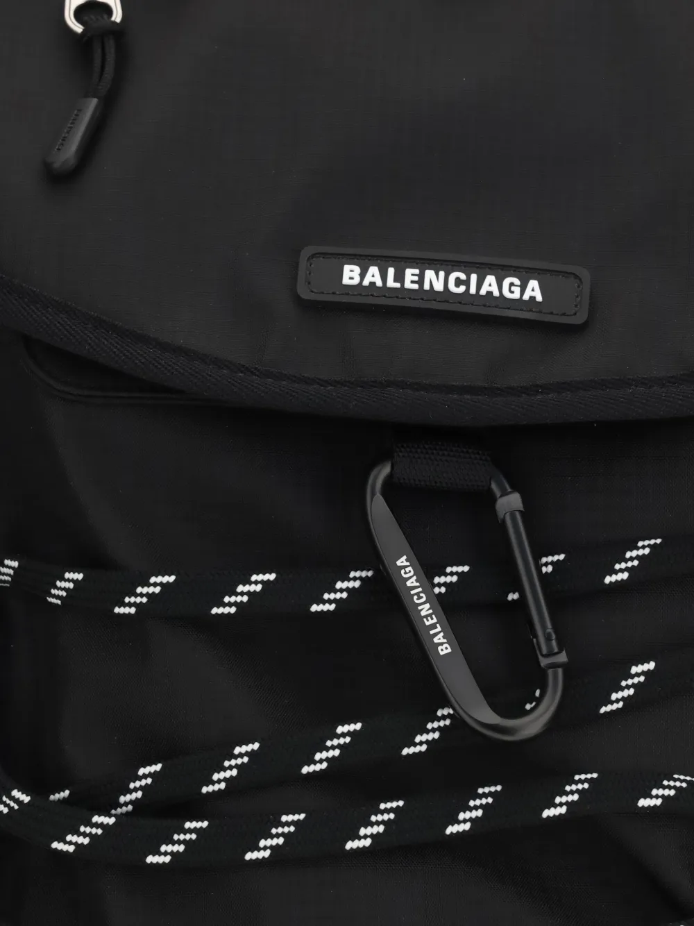 Balenciaga Rugzak met karabijndetail en veters Zwart