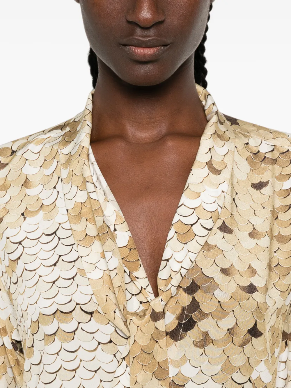 Moschino Blouse met strik en print Beige