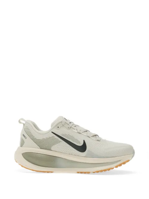 Nike Vomero 18 sneakers