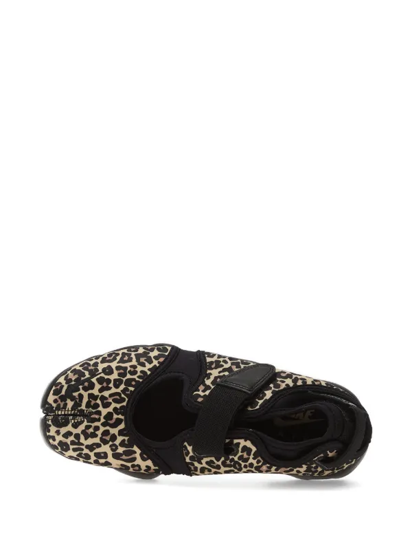 Nike Air Rift レオパード スニーカー | ニュートラル | FARFETCH JP