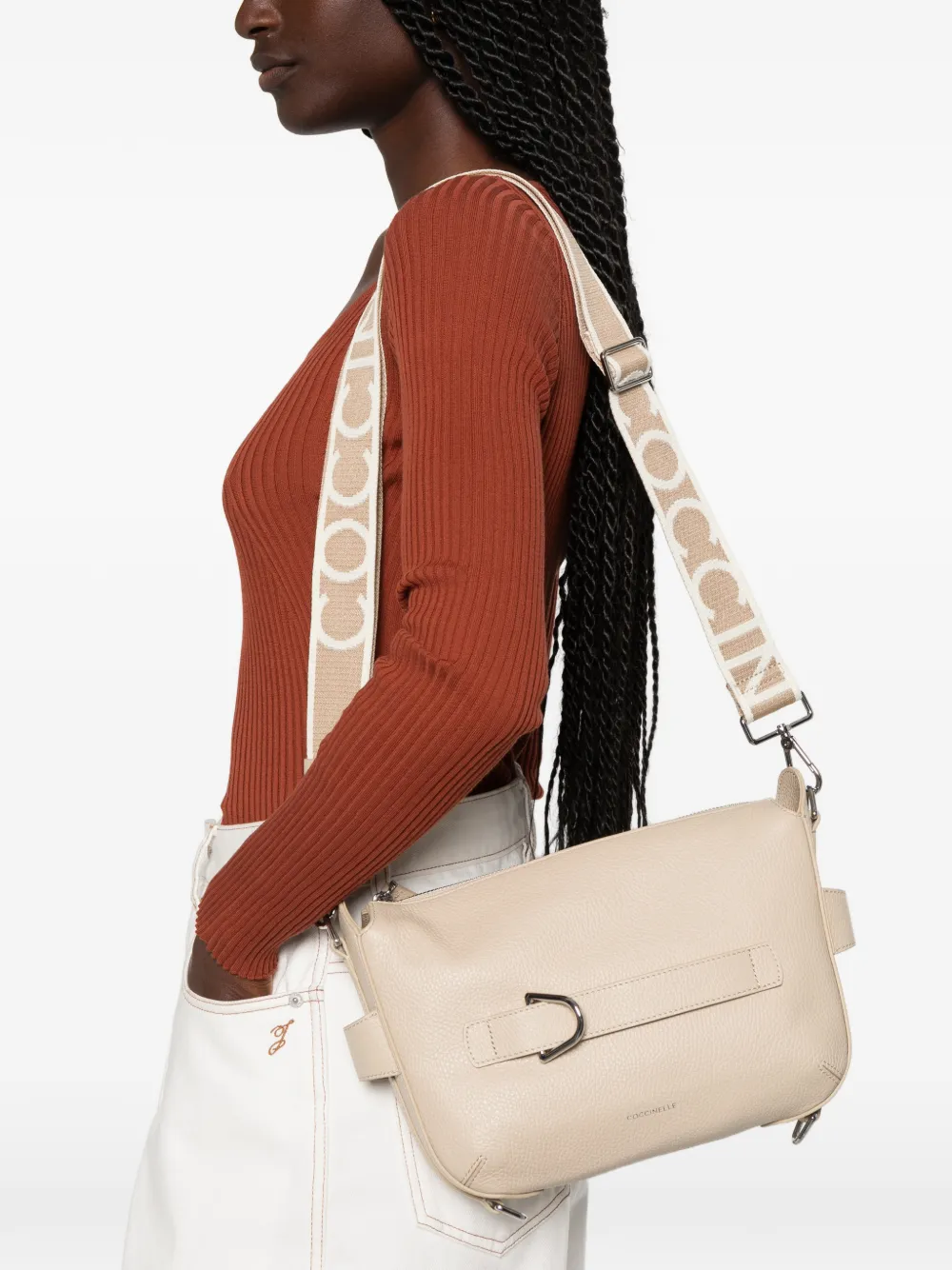 Coccinelle Schoudertas met logoprint Beige