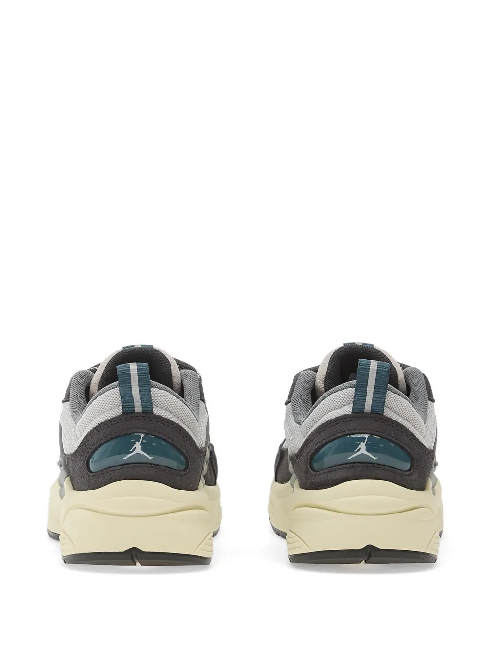 Jordan Trunner panelled sneakers Grijs