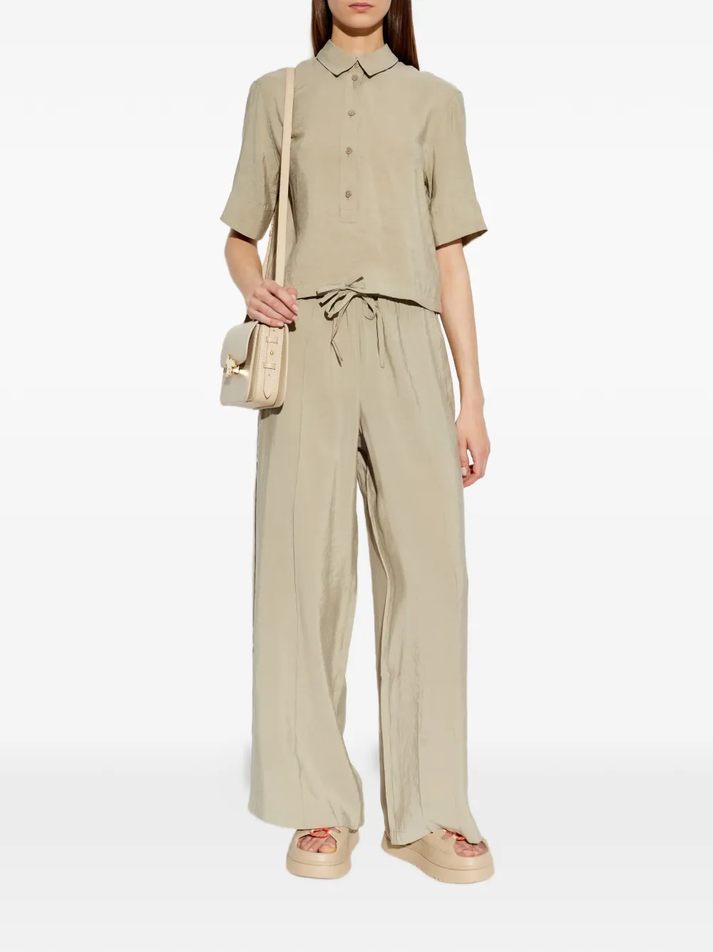 Maison Kitsuné Blouse met korte mouwen en trekkoord Beige