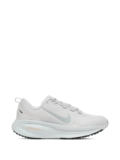 Nike Vomero 18 sneakers