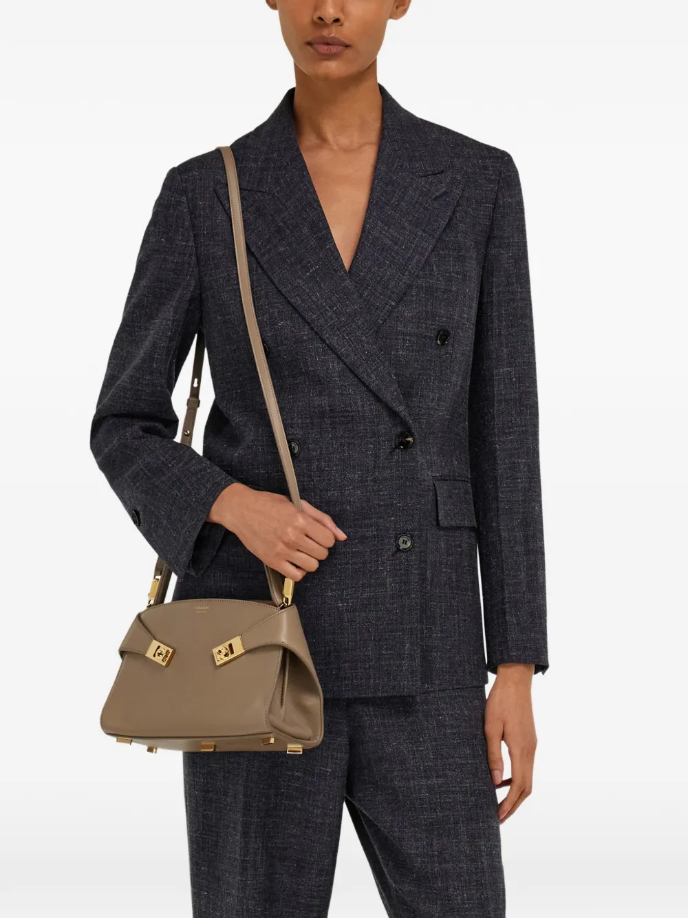 Ferragamo Hug Soft tweekleurige handtas (XS) Beige