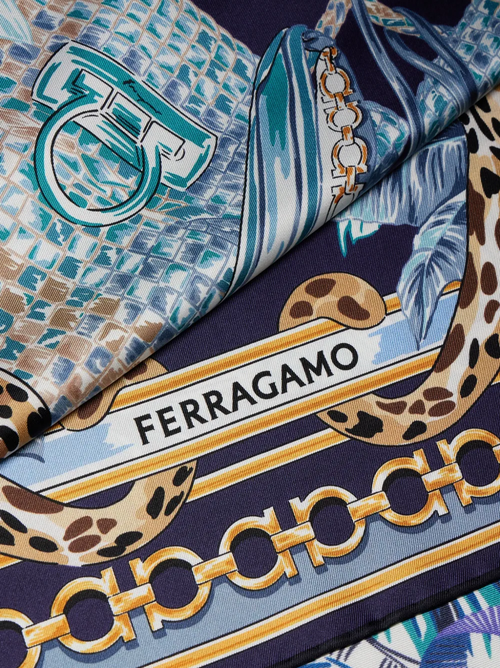  Ferragamo Fular Poised De Seda Con Estampado De Leopardo - Azul 