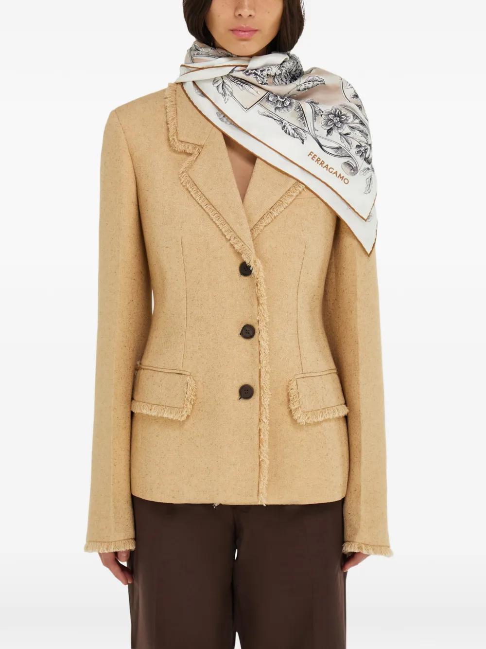 Ferragamo Zijden sjaal met Voyage-print Beige