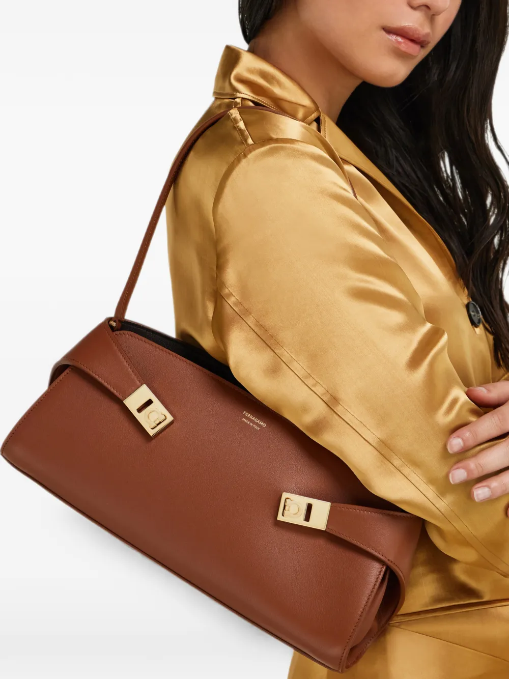 Ferragamo Hug East-West schoudertas Bruin