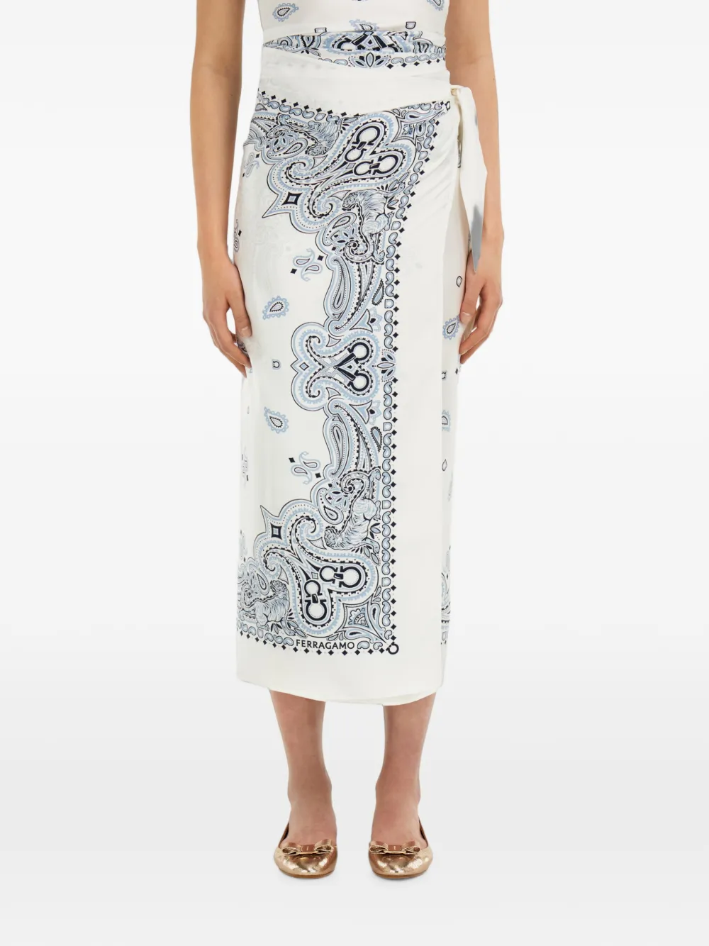 Ferragamo Gancini wikkeldoek met paisley-print Wit