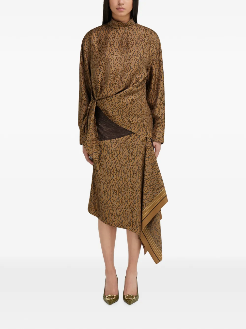 Ferragamo Zijden blouse Bruin