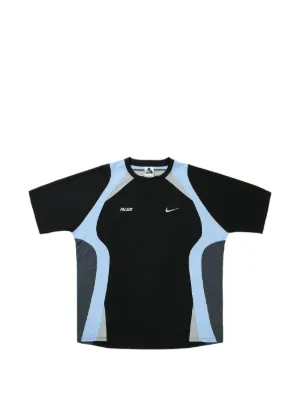 Palace x Nike Tri Swoosh T-shirt | Black | FARFETCH