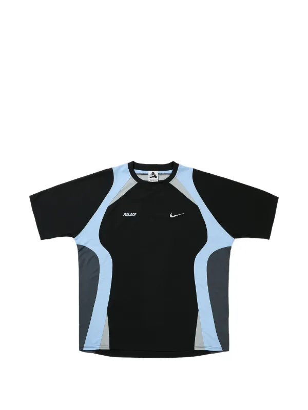 Palace x Nike Panelled logo-print T-shirt | Black | FARFETCH JO