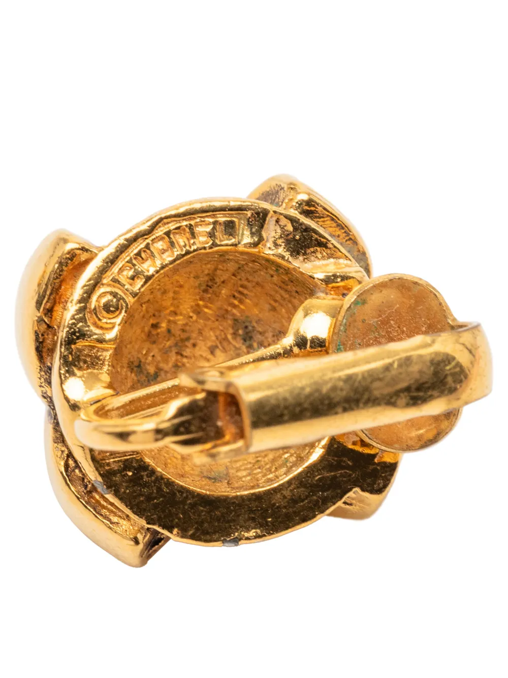  Chanel Pre-owned Boucles D'oreilles Fantaisie Rondes En Plaqué Or à Logo Cc Et Fermoir Clip (1950-1990) 