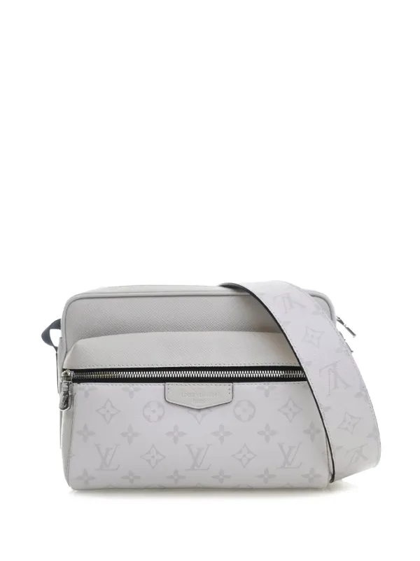 Louis Vuitton ホワイト・グレー 35900031_67308761_600.jpg