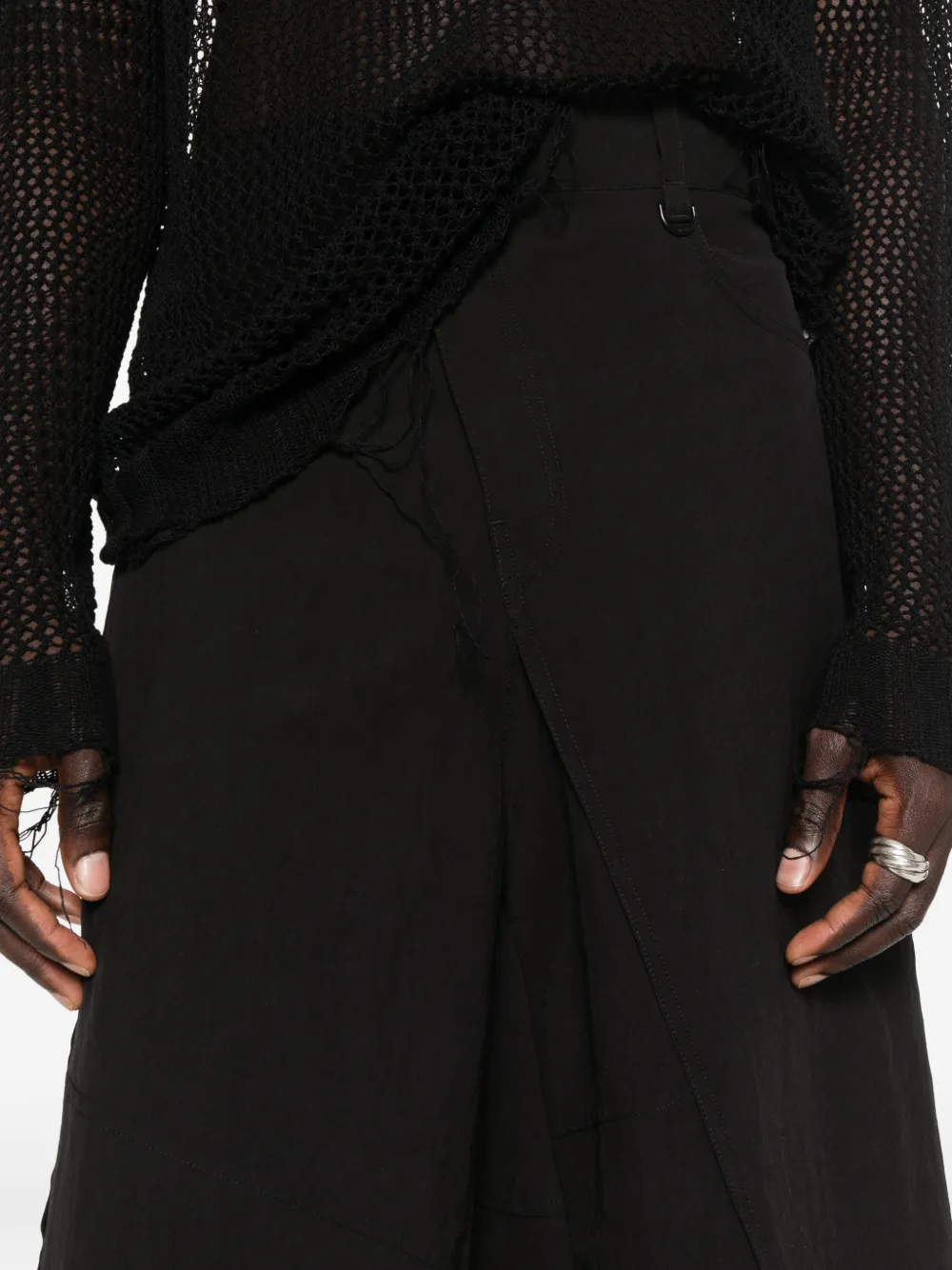 SONGZIO raw-edge panelled shorts Zwart