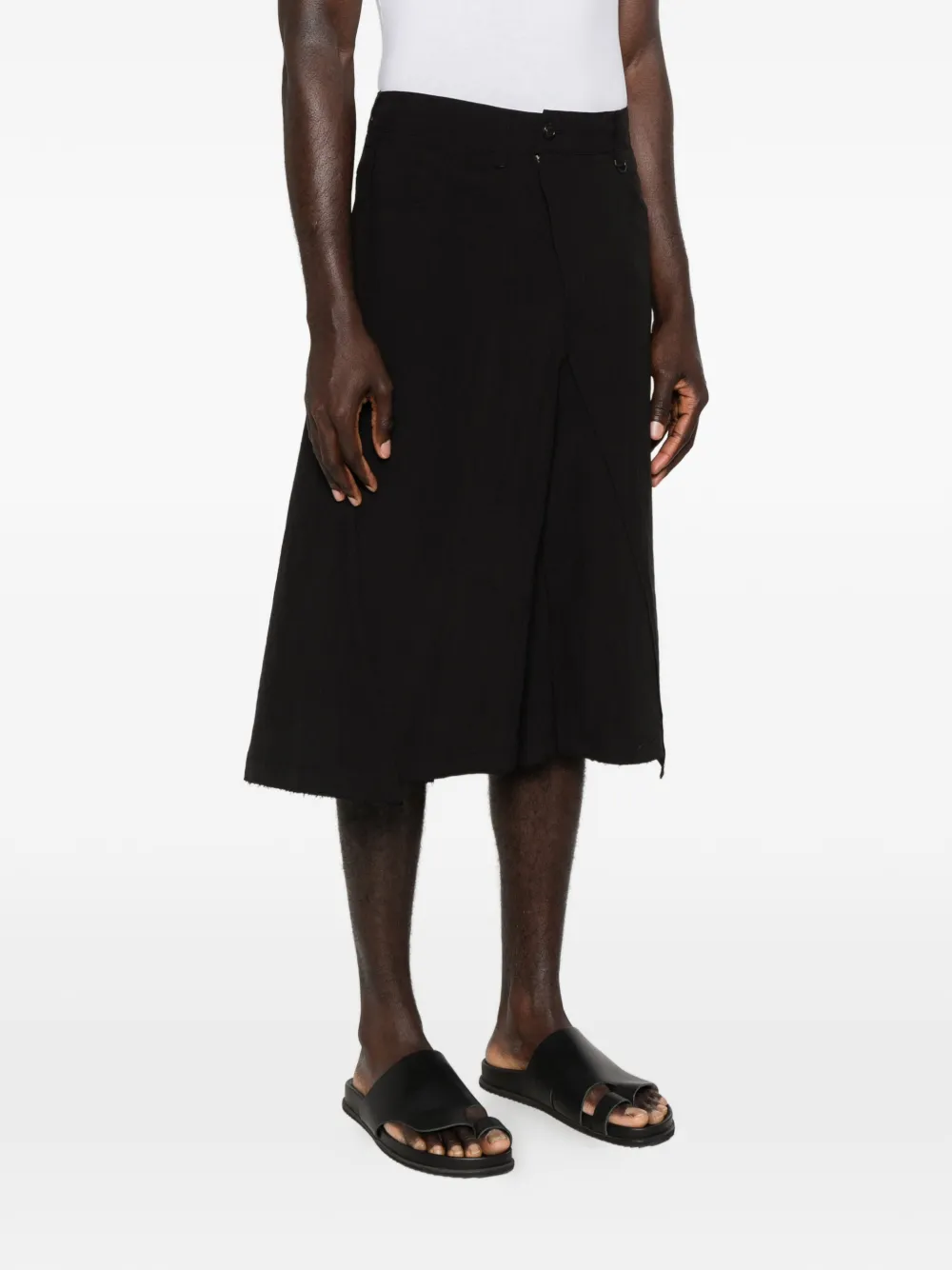 SONGZIO raw-edge panelled shorts Zwart