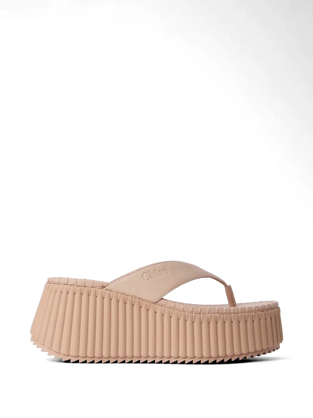Chloé logo-debossed sandals - Nude