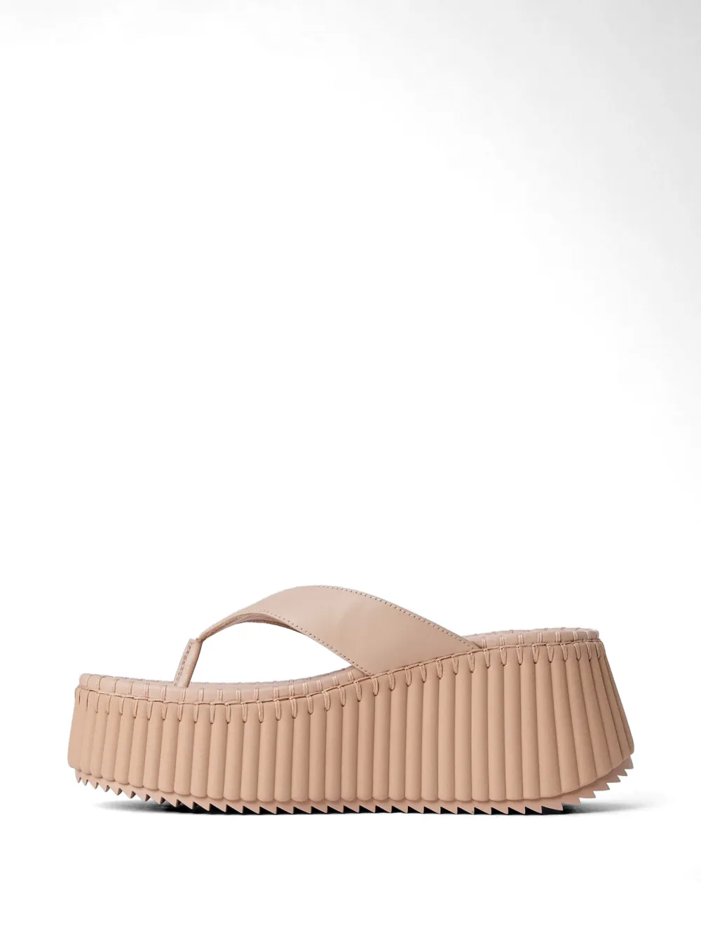 Chloé logo-debossed sandals Beige