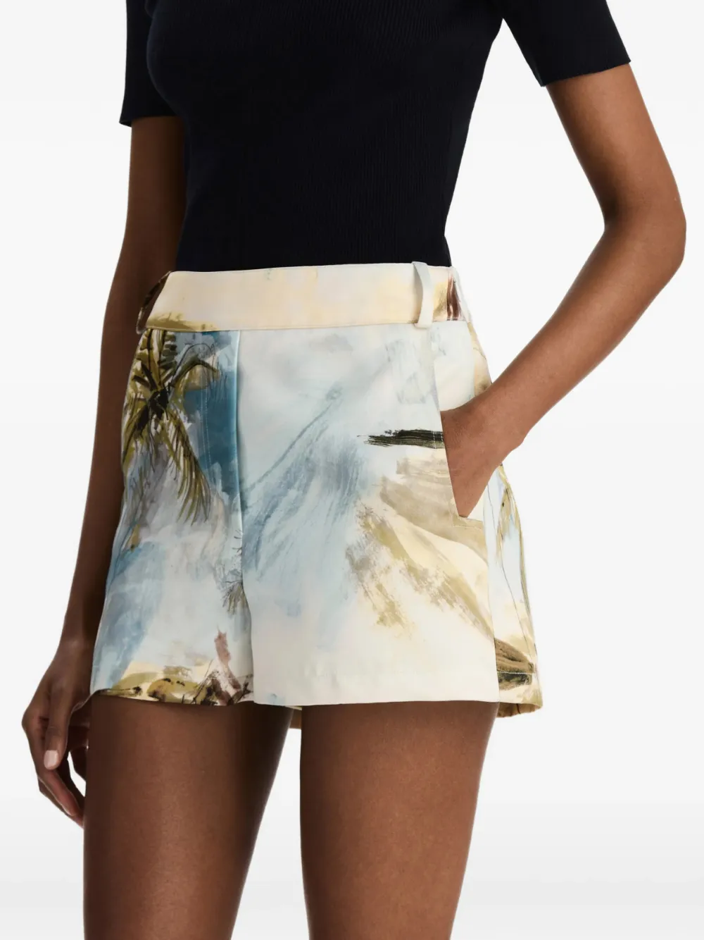Oscar de la Renta Shorts met Dominicaans landschap Beige