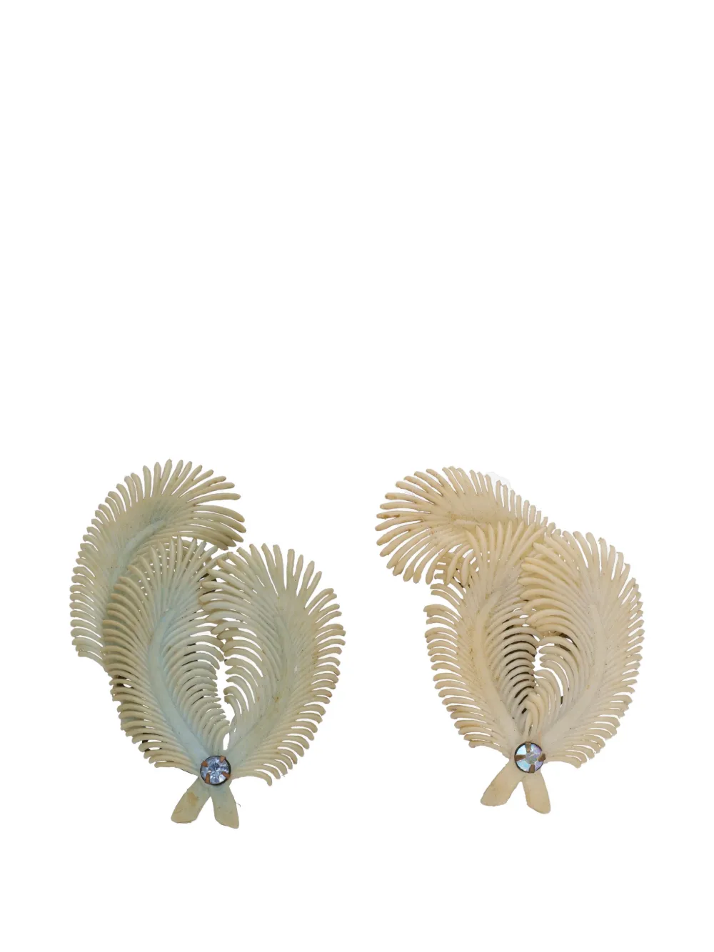 Vintage feather-shape earrings - Nude