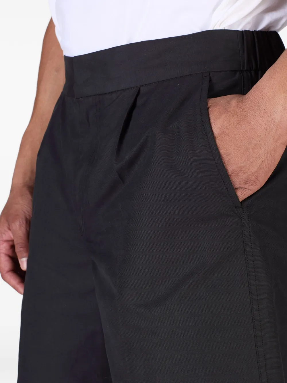 CIARAN Geplooide shorts Zwart