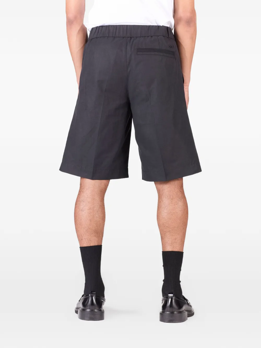 CIARAN Geplooide shorts Zwart