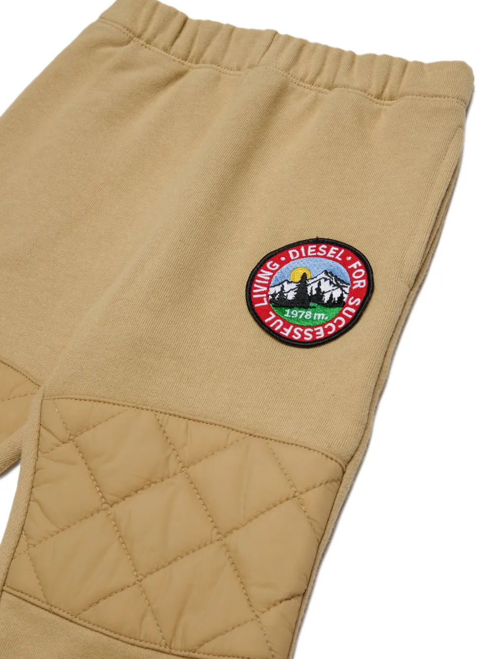 Diesel Kids Trainingsbroek met gewatteerd vlak en logopatch Beige