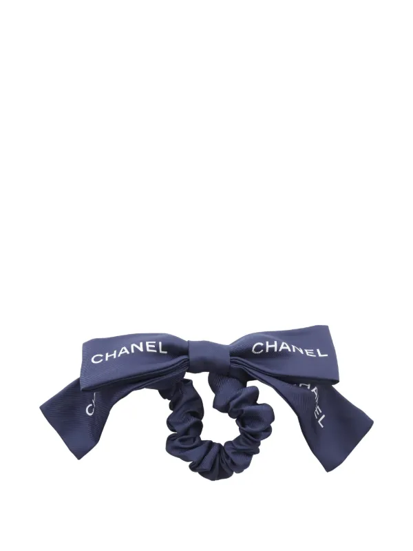 Chanel Pre-owned 1986-1988 Logo-print Ribbon Scrunchie in Blue