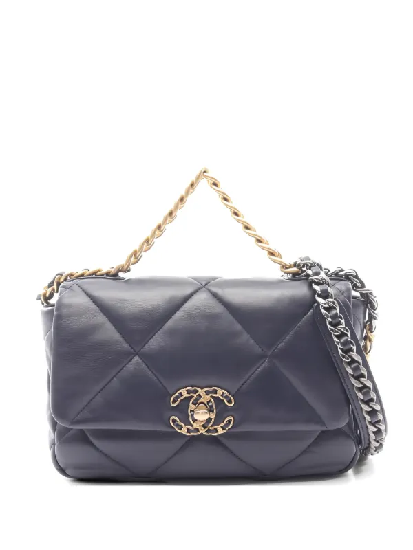 Chanel Pre-owned 2021-2022 19 Dizeneuf Shoulder Bag in Blue