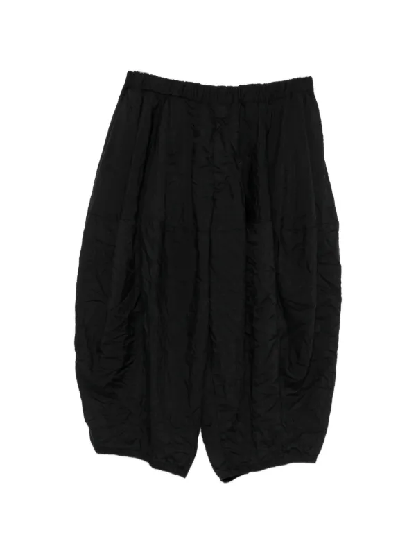 Black Comme Des Garçons Crinkled balloon-leg Shorts | Black | FARFETCH
