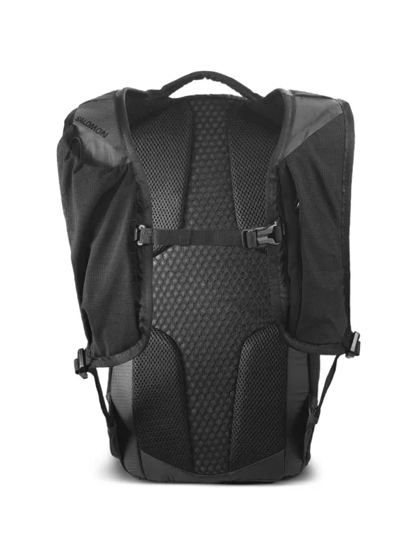 salomon XT 10 バックパック ブラック Salomon XT 10 bungee-cord Backpack | Black | FARFETCH