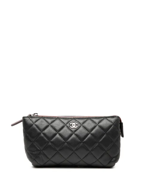 CHANEL Pre-Owned 2012 CC Quilted Lambskin Zip pouch