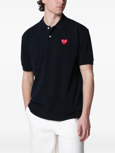 Comme Des Garçons playera tipo polo con logo de corazón