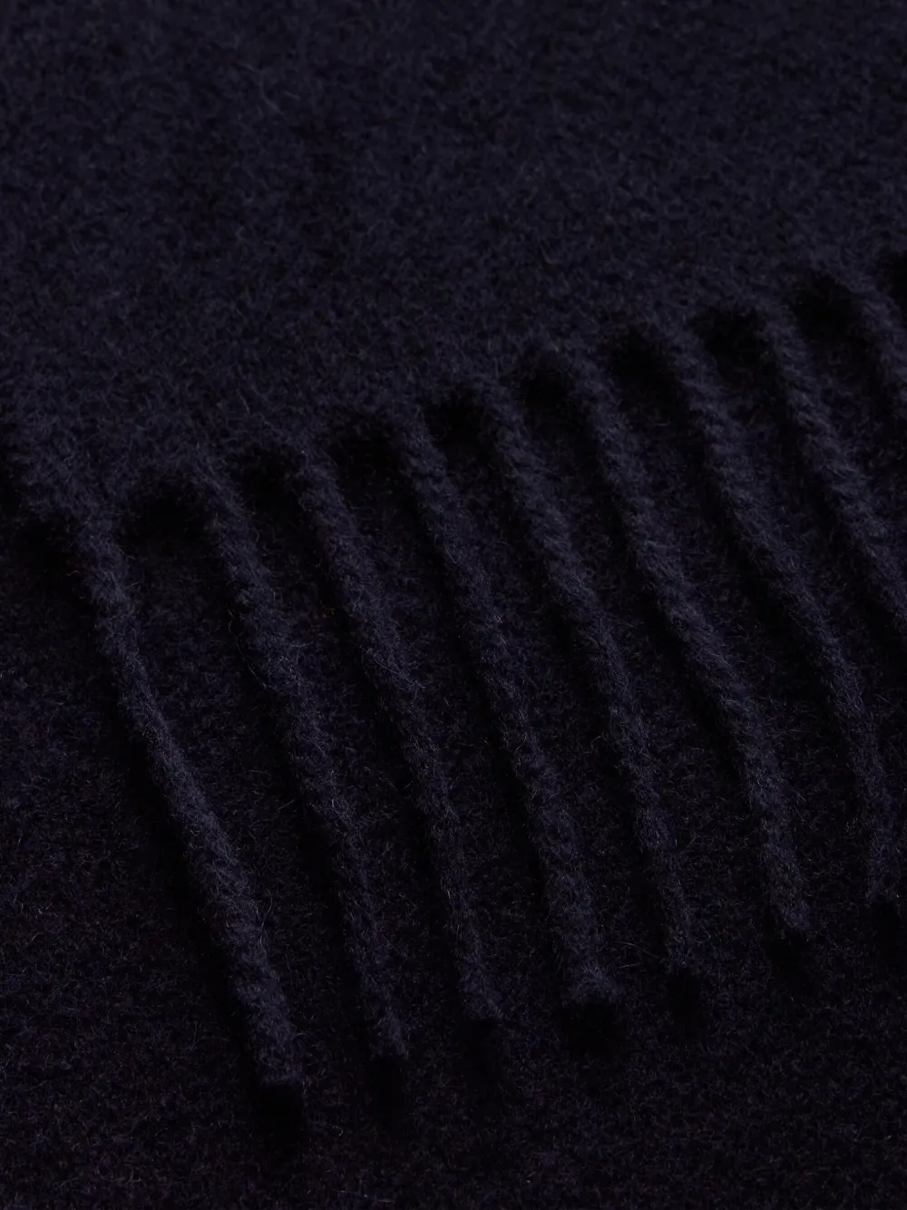 SANDRO fringed wool-blend scarf Blauw