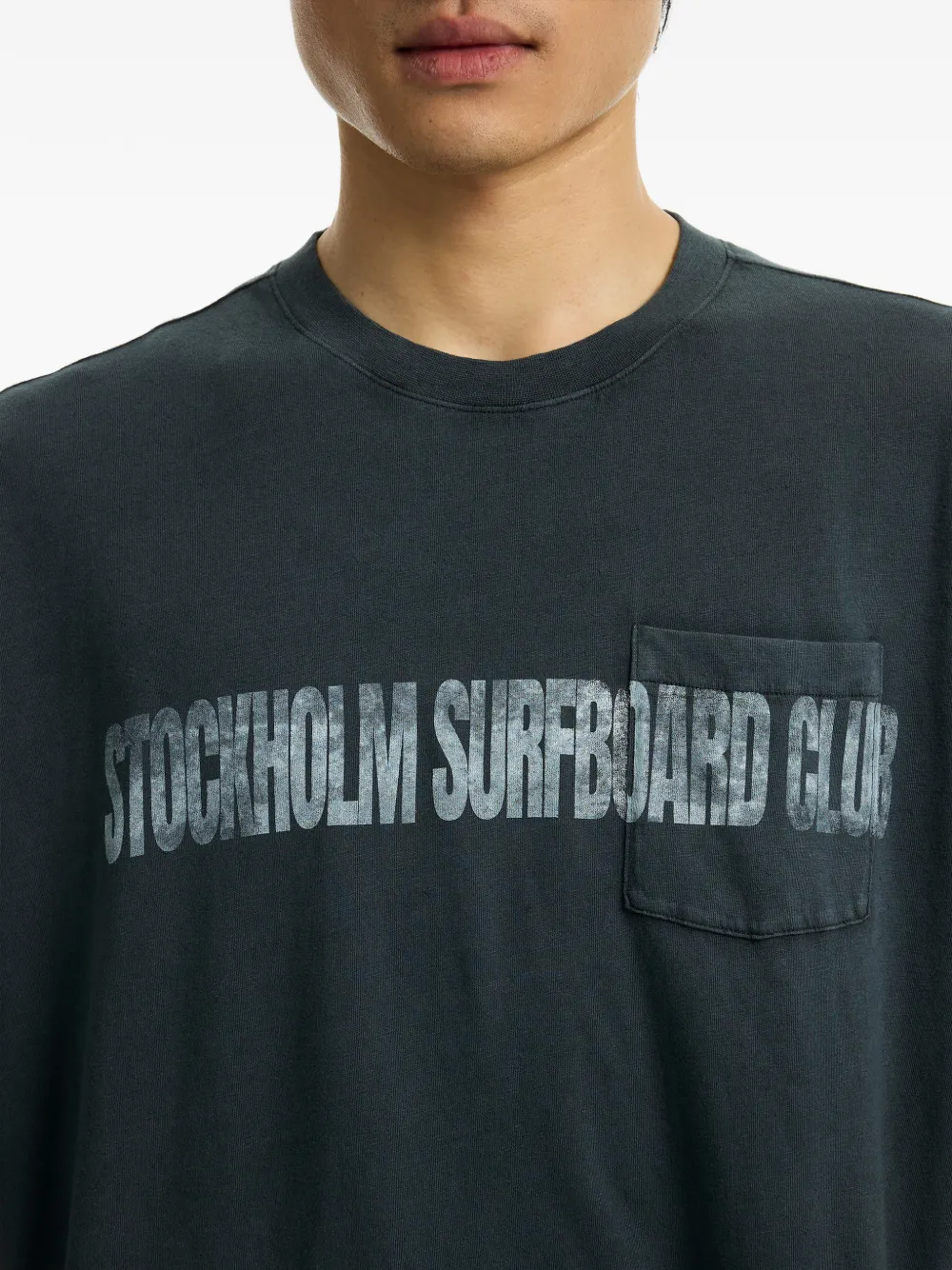Stockholm Surfboard Club ポケット Tシャツ | ブラック | FARFETCH JP