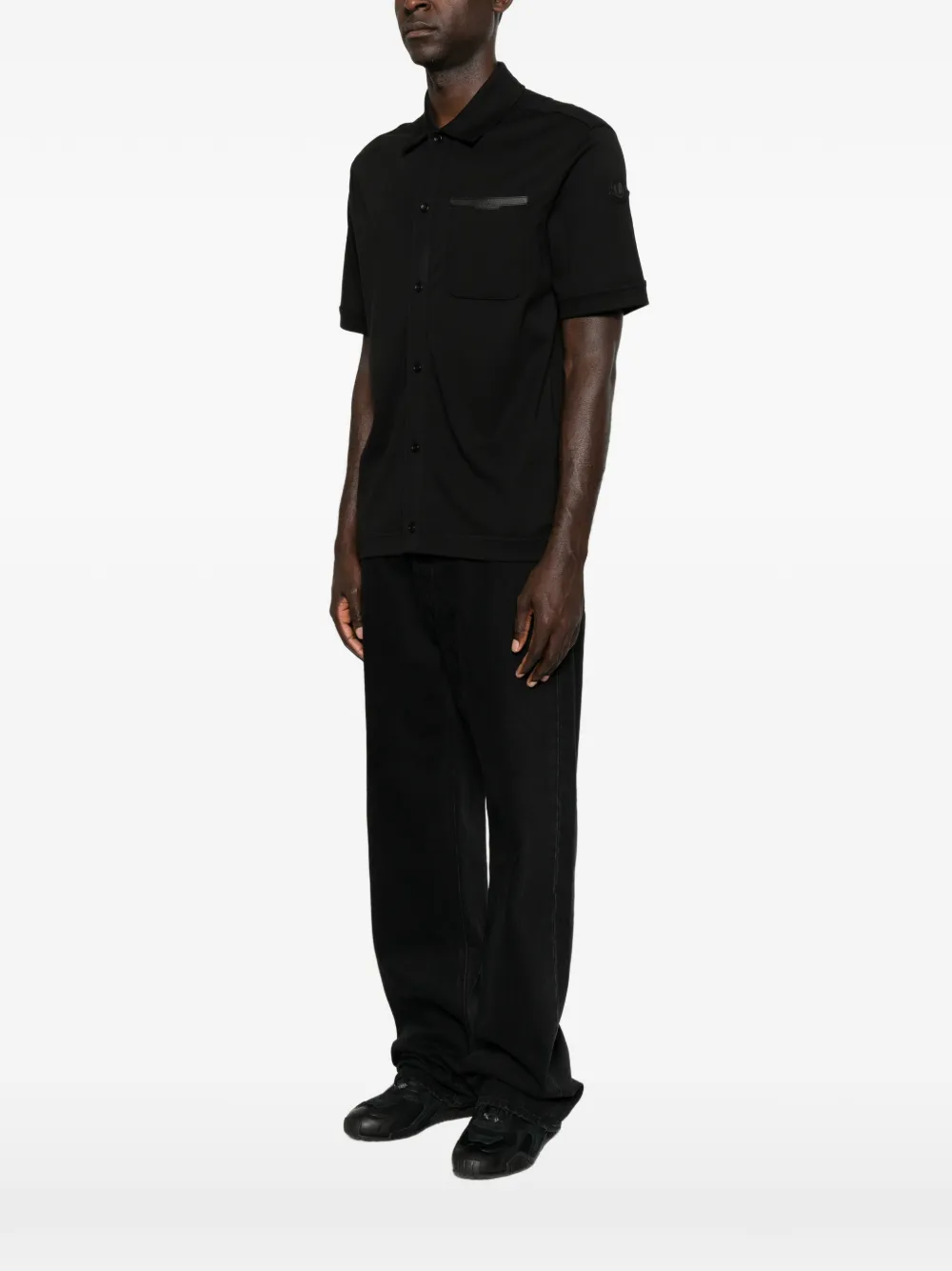 Moncler Overhemd met korte mouwen en leren logo Zwart