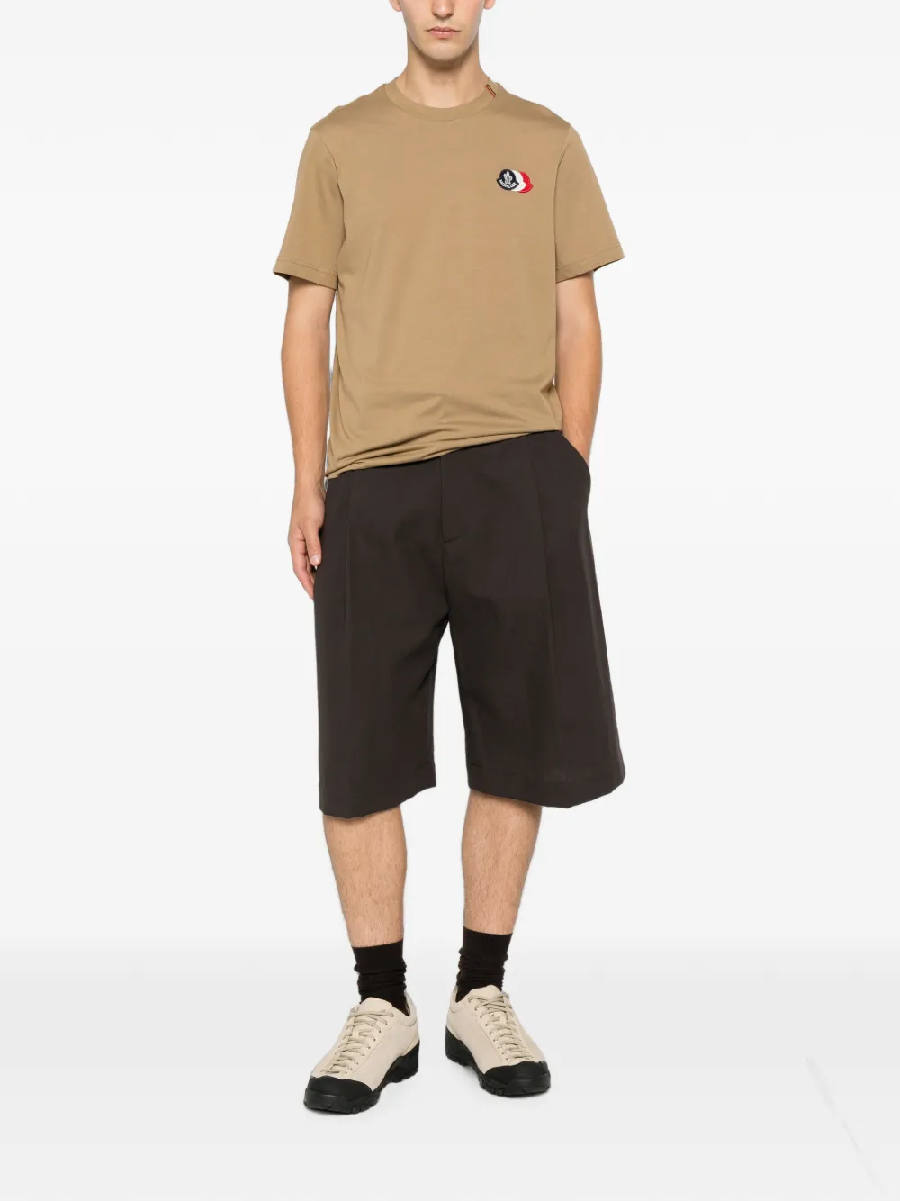 Moncler T-shirt met logopatch Beige