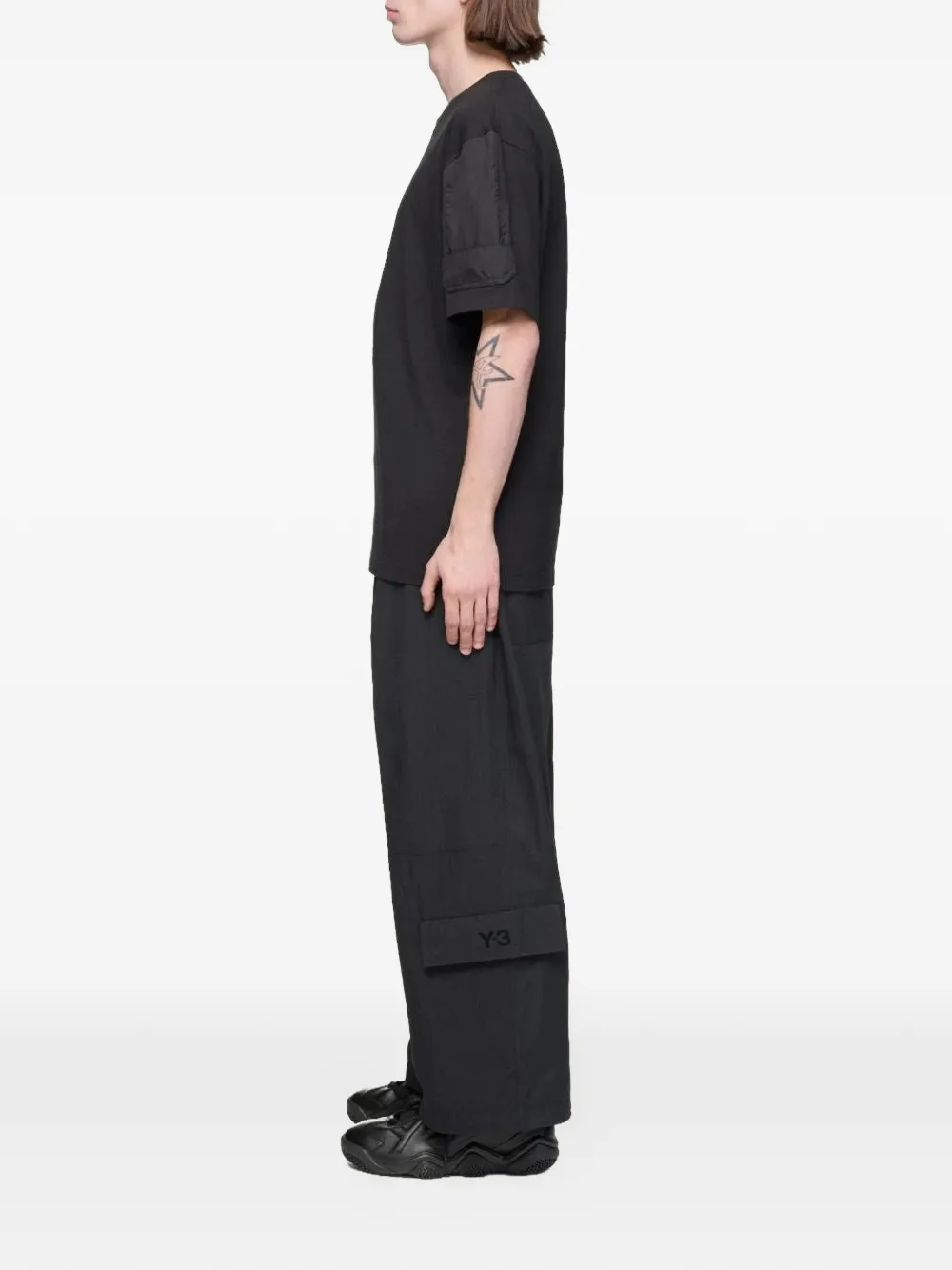 Y-3 Cargo broek met wijde pijpen en logo-print Zwart