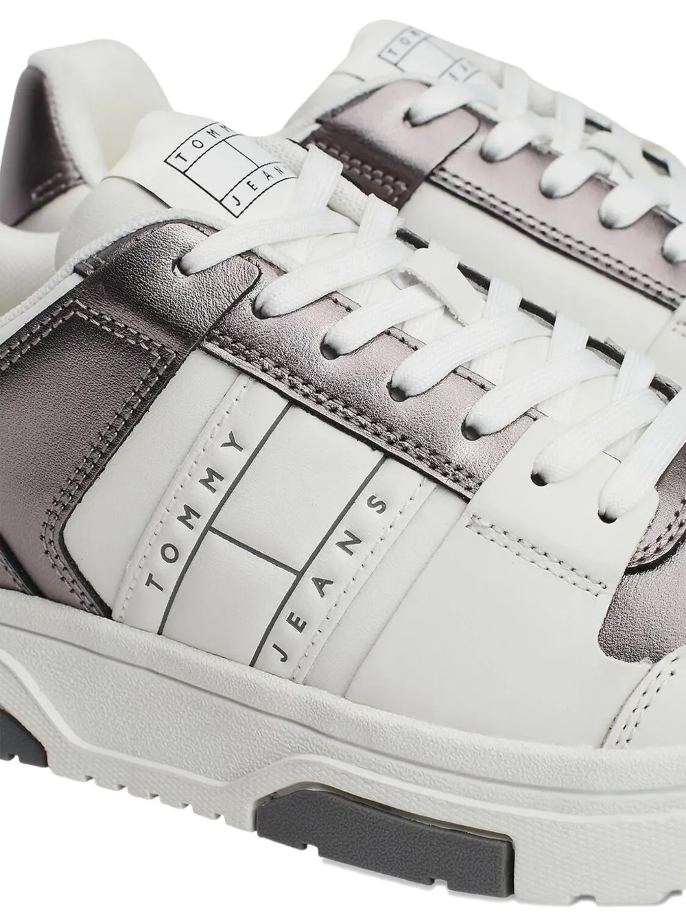 Tommy Hilfiger logo-detail sneakers Wit