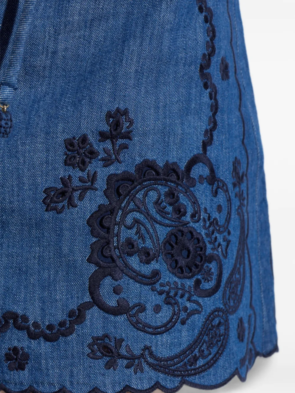 ZIMMERMANN Shorts met borduurwerk en gewelfde afwerking Blauw