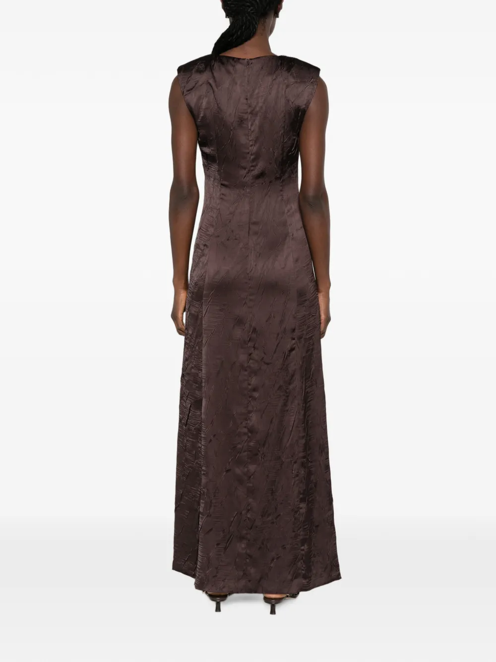 Maje Mouwloze maxi-jurk met gekreukt effect Bruin