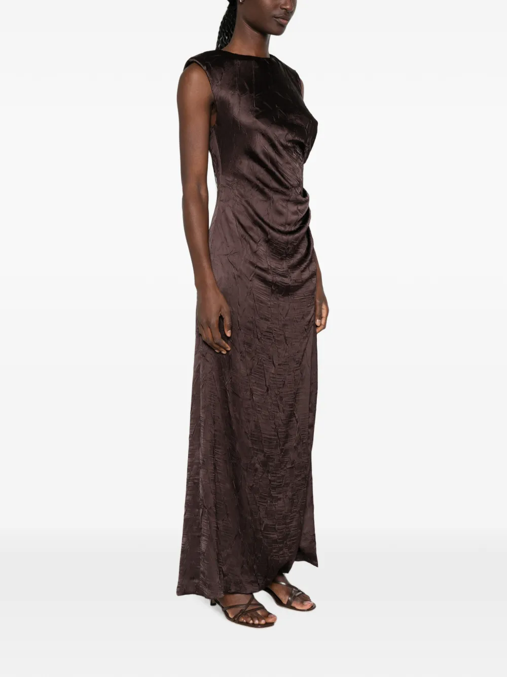 Maje Mouwloze maxi-jurk met gekreukt effect Bruin