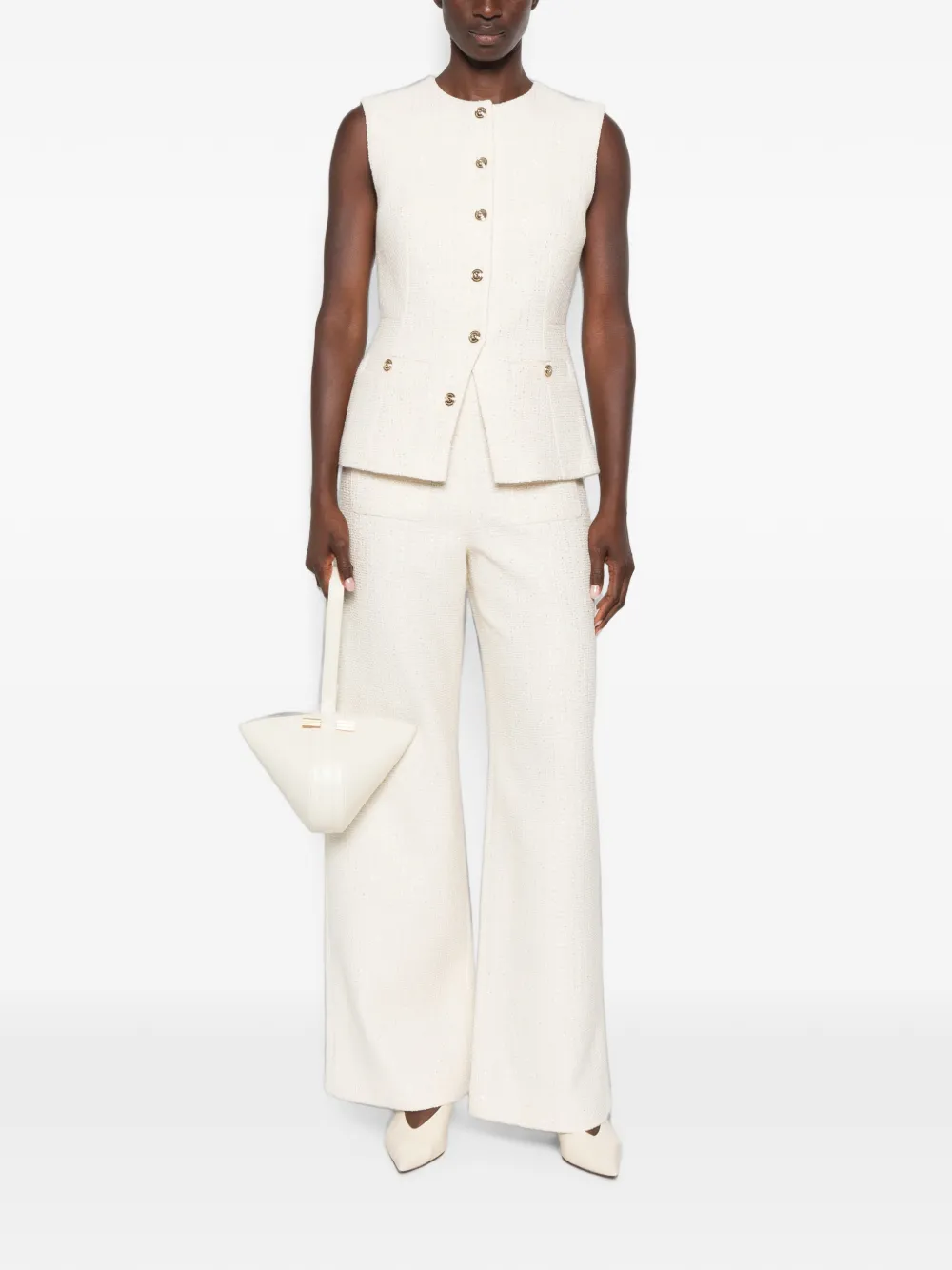 Maje Mouwloze top met knopen Beige