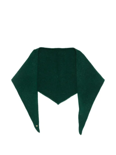 Maje mascada con forma triangular