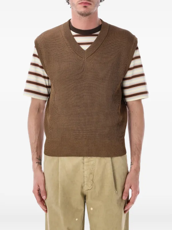 Auralee Ribbed-knit V-neck Vest in Brown